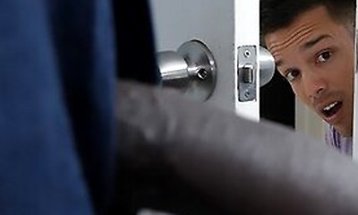 Devin Trez The Muscular Plumber Lays His Huge Pipe Inside Nic Saharas Tight Ass