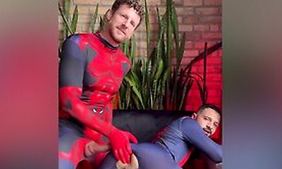 Deadpool Dominates Spider-man: Tim Kruger Takes Control Of Igor Lucios (10min Preview)
