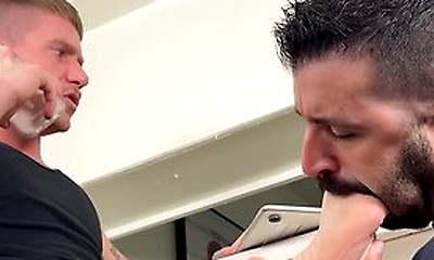 College Jock Colt Spence Finishes Homework While Getting Worshiped By Nick Charms
