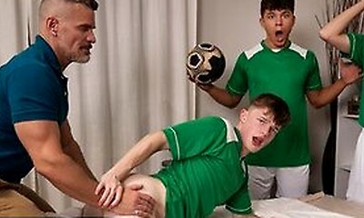 Jake Preston Gets An Unorthodox Massage From Landon Conrad That Ends With Hot Table Sex