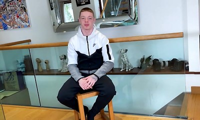Young Straight Muscular Lad Wanks his Uncut Cock & Fires a Massive Load Over his Shoulder!